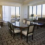 Hilton New Orleans Riverside